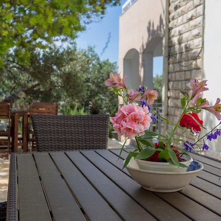 Appartamento Olive Garden Hvar Town Esterno foto