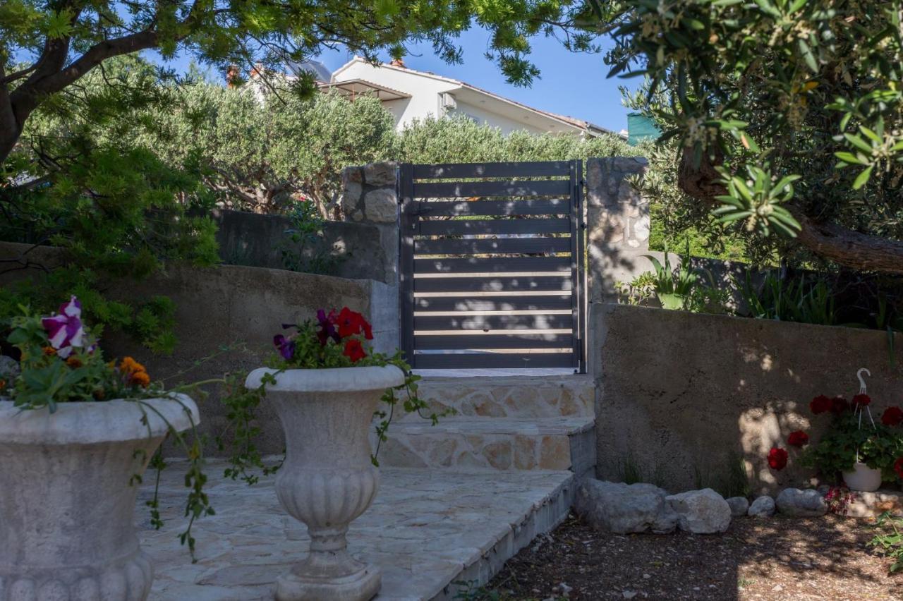 Appartamento Olive Garden Hvar Town Esterno foto